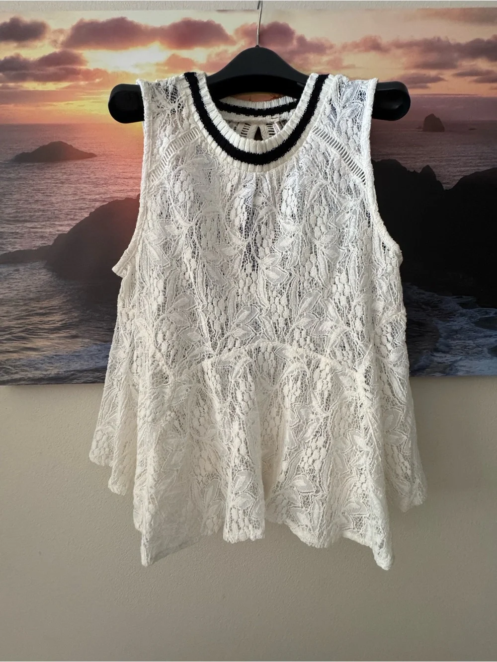 Free People Ivory Lace Sleeveless Top with Black-Trim Neckline/XS/ NEW